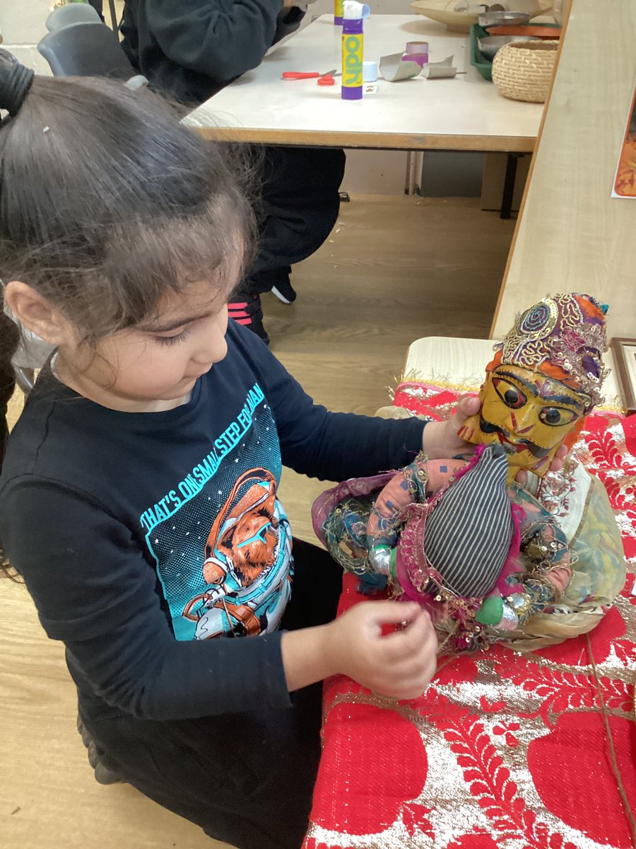 ECS_Keighley's tweet photo. A great day in Reception learning about Diwali, the Festival of Light. From exploring Hindi artefacts to designing Rangoli patterns and creating diwas from clay. #Diwali2022 #handsonlearning #similaritiesanddifferences https://t.co/xphaHGIZdB