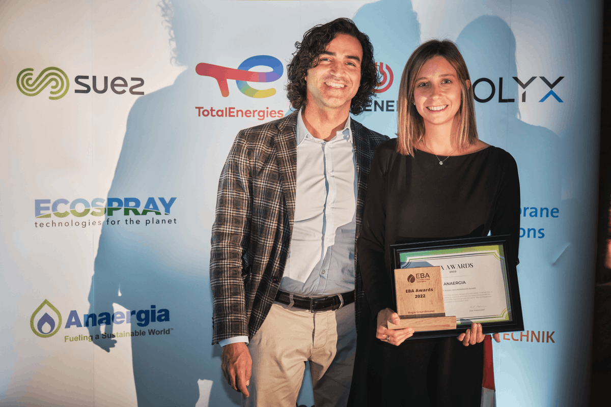 BiogasWorld_'s tweet photo. .@AnaergiaInc wins European Biogas Association’s Biogas Groundbreaker Award for 2022. The award recognizes the company’s growth and dedication to research activities as well as its ambition to accelerate #biogas production. https://t.co/I7zPWYBIpl https://t.co/M0ZLwNpBGA