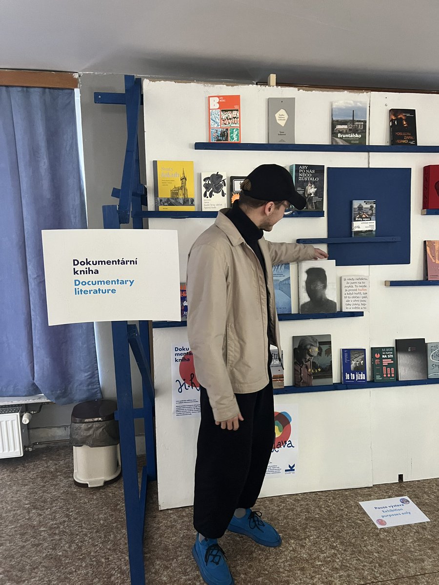 ještě jednou mám radost! celý minulý týden byla totiž naše knížka-bakalářka k vidění na Ji.hlavě, a to ve společnosti samých zajímavých počinů