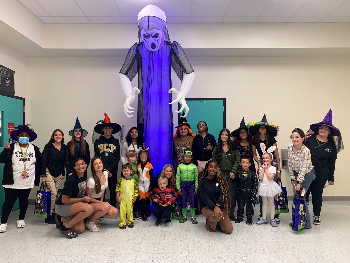 PRHS_Preschool's tweet photo. We have the very best faculty &amp; staff @PineRidgeHS ! They helped make yesterday “the best day ever”.  Our Preschoolers went trick or treating to over 30 classrooms and offices. No tricks needed just treats and smiles. ❤️ https://t.co/y0YoKuoAxw