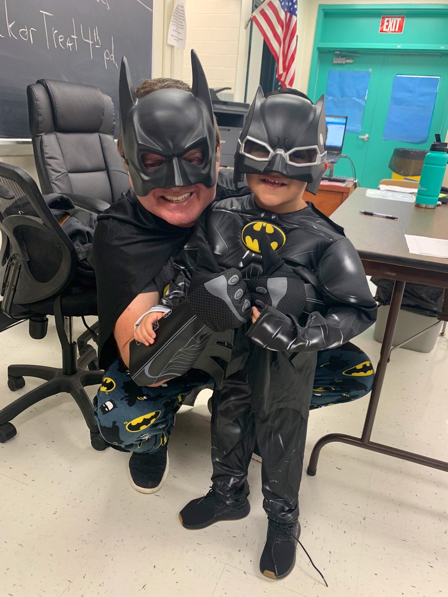 PRHS_Preschool's tweet photo. We have the very best faculty &amp; staff @PineRidgeHS ! They helped make yesterday “the best day ever”.  Our Preschoolers went trick or treating to over 30 classrooms and offices. No tricks needed just treats and smiles. ❤️ https://t.co/y0YoKuoAxw