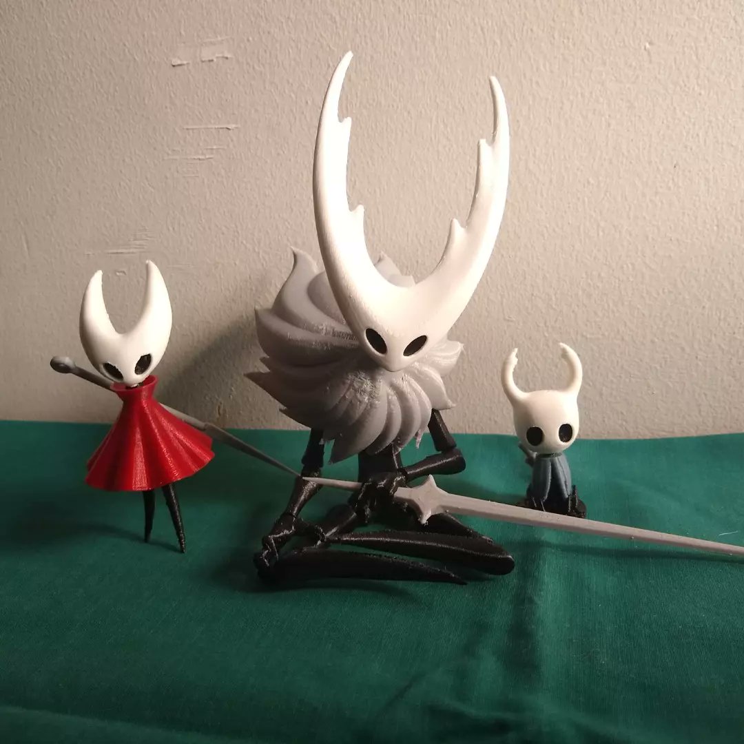 pippatis's tweet photo. I'm pleased to announce the grand opening of my Etsy shop, called PippatiSculpts! My first three 3d printed Hollow Knight figures are now for sale there.
#hollowknight #3dprint #actionfigure #fanart #art https://t.co/sD6I6ClYMx