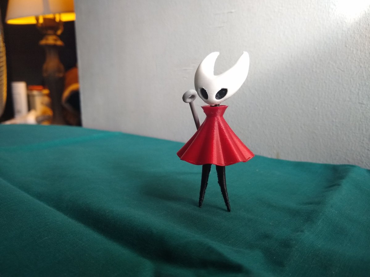 pippatis's tweet photo. I'm pleased to announce the grand opening of my Etsy shop, called PippatiSculpts! My first three 3d printed Hollow Knight figures are now for sale there.
#hollowknight #3dprint #actionfigure #fanart #art https://t.co/sD6I6ClYMx
