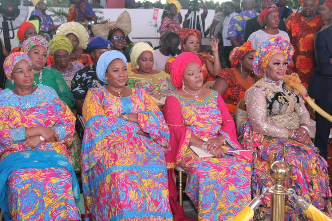 Hormor_whunmie's tweet photo. ELECTRIFYING ATMOSPHERE AS LAGOS DEP-GOV, SIJU ILUYOMADE, OTHERS CHARGES ON IMPROVED CONTRIBUTIONS TO NATIONAL DEVELOPMENT AT 14TH ARISE WOMEN CONFERENCE
...Thousands Received Arise Pink Bucket Food Basket
@arisewomen @sijuiluyomade #arisewomenconference #appointedtolive https://t.co/9gKvZo633o