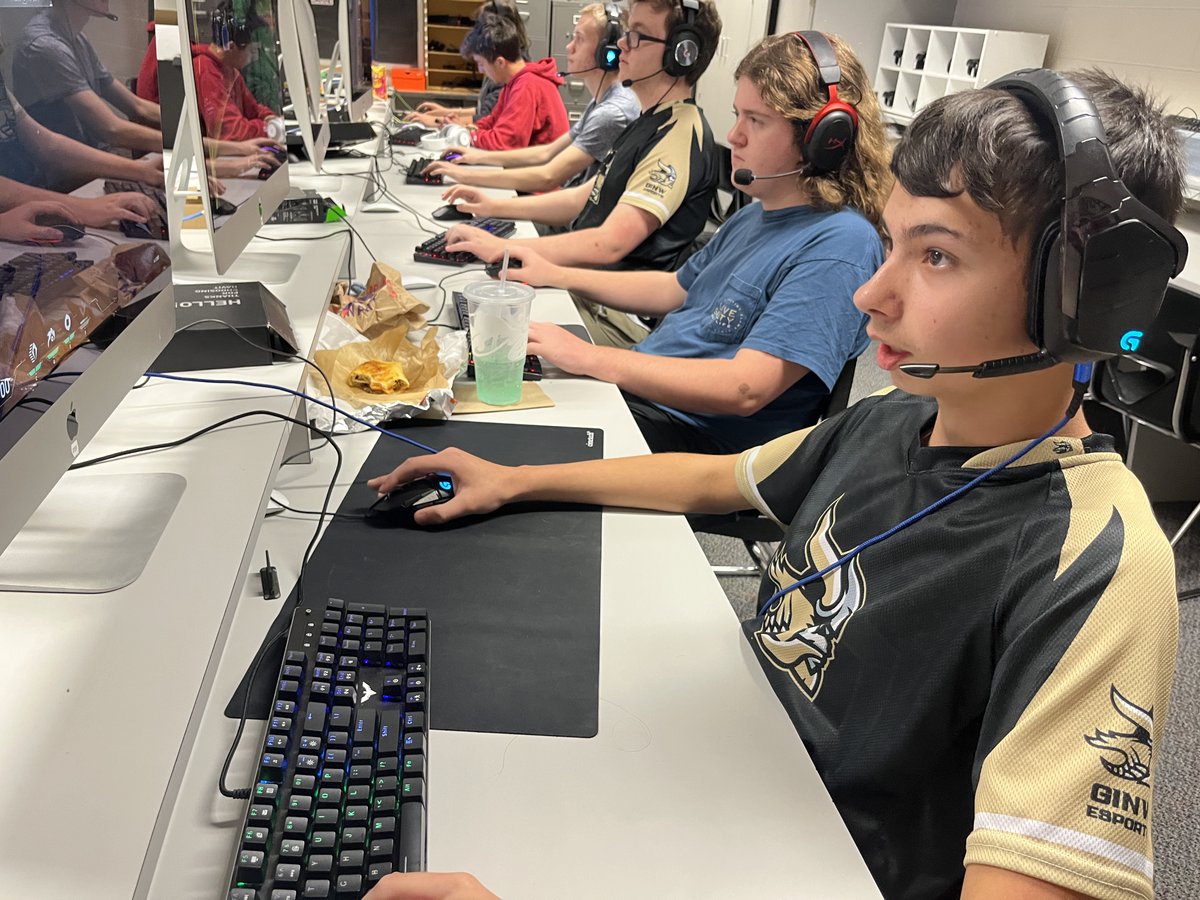 Good luck to our Northwest Vikings eSports team starting playoffs today at 3:45!! @TacoBell @nsesa_esports @classintercom #contentgen #row