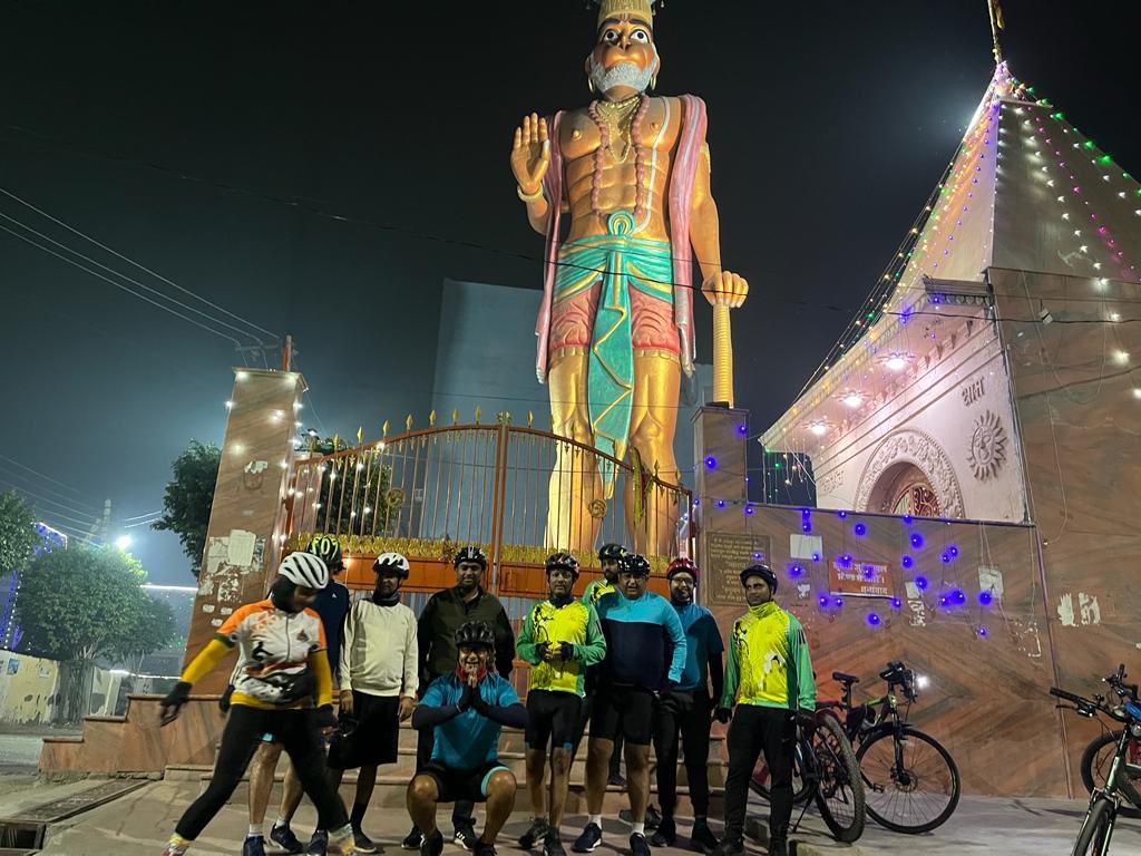 GnarRiders's tweet photo. Tuesday morning ride to Hanuman ji Mandir noida.
Ride Lead : Mansi 

@active_prakash  @DeepakDk13  @RKMINDIAN07  @Ashurshukla  @gupta_pratik_21 https://t.co/Q7lhdxivjl