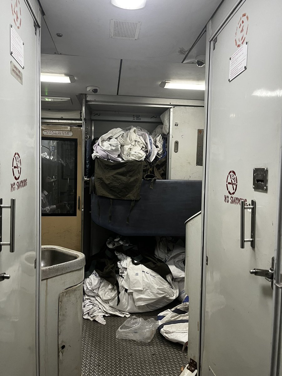 _pakshal's tweet photo. Is this the way we should expect our beds to be in AC train? Kindly look into this matter. We’re currently travelling In pune Indore express 22943 B4. 
@RailMinIndia @IRCTCofficial @IRCTCofficial @AshwiniVaishnaw https://t.co/njYvNEk7D8