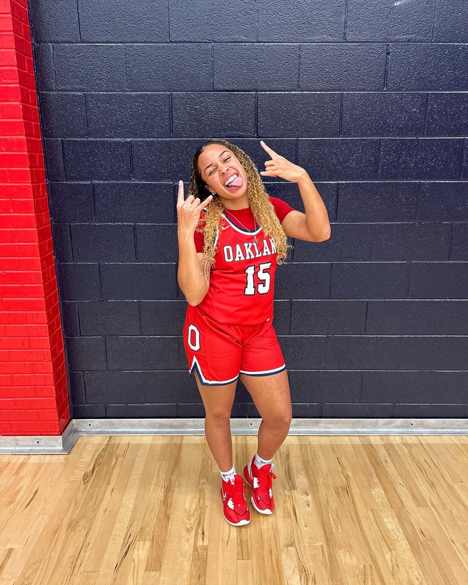 SuttonMyah's tweet photo. 23enior ๐ #lastgoround
@OHS_LadyPatsBB https://t.co/P3JZMVndbk