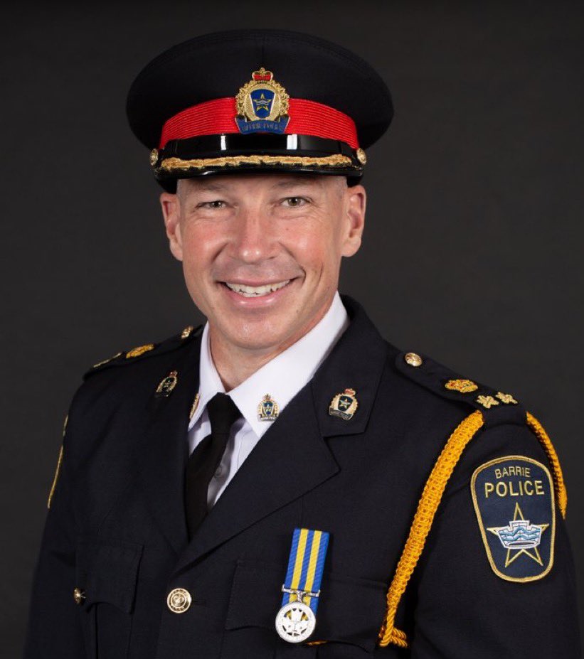OACPOfficial's tweet image. It’s a banner day for new Chief announcements!Congratulations to the new @BarriePolice Chief Rich Johnston! We’re pleased to have Chief-designate Johnston on our #police leaders team! The Change of Command ceremony will take place on Thursday, December 22.