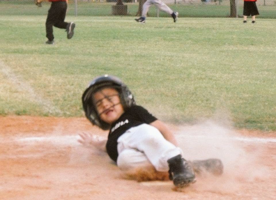 jazzybaseball06's tweet photo. Throw back to age 5.

Look at that form! 😂
#foreverbaseball #americasfavoritepasttime #youthbaseball https://t.co/Jf2OE7oIML
