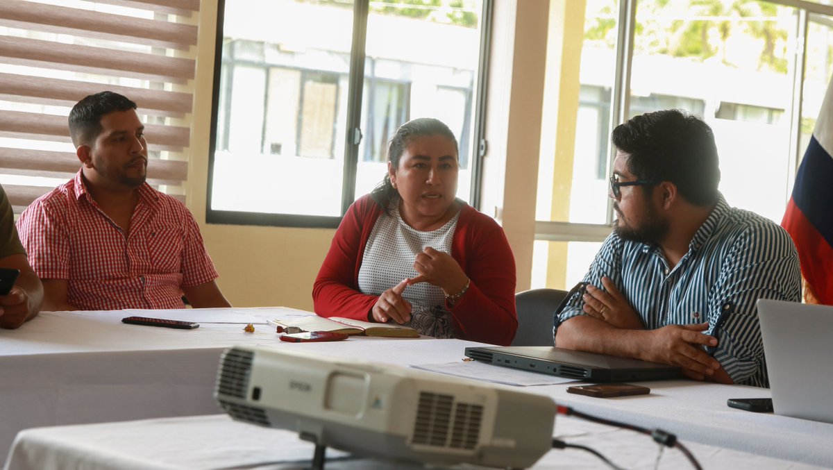 Nuestros directores de Planificación Integral e Inversión Pública, recibieron a representantes de los GAD Parroquiales de #Orellana Es importante escuchar sus necesidades y resolver sus inquietudes respecto a los proyectos postulados al Fondo Común.

#TransformandoLaAmazonía