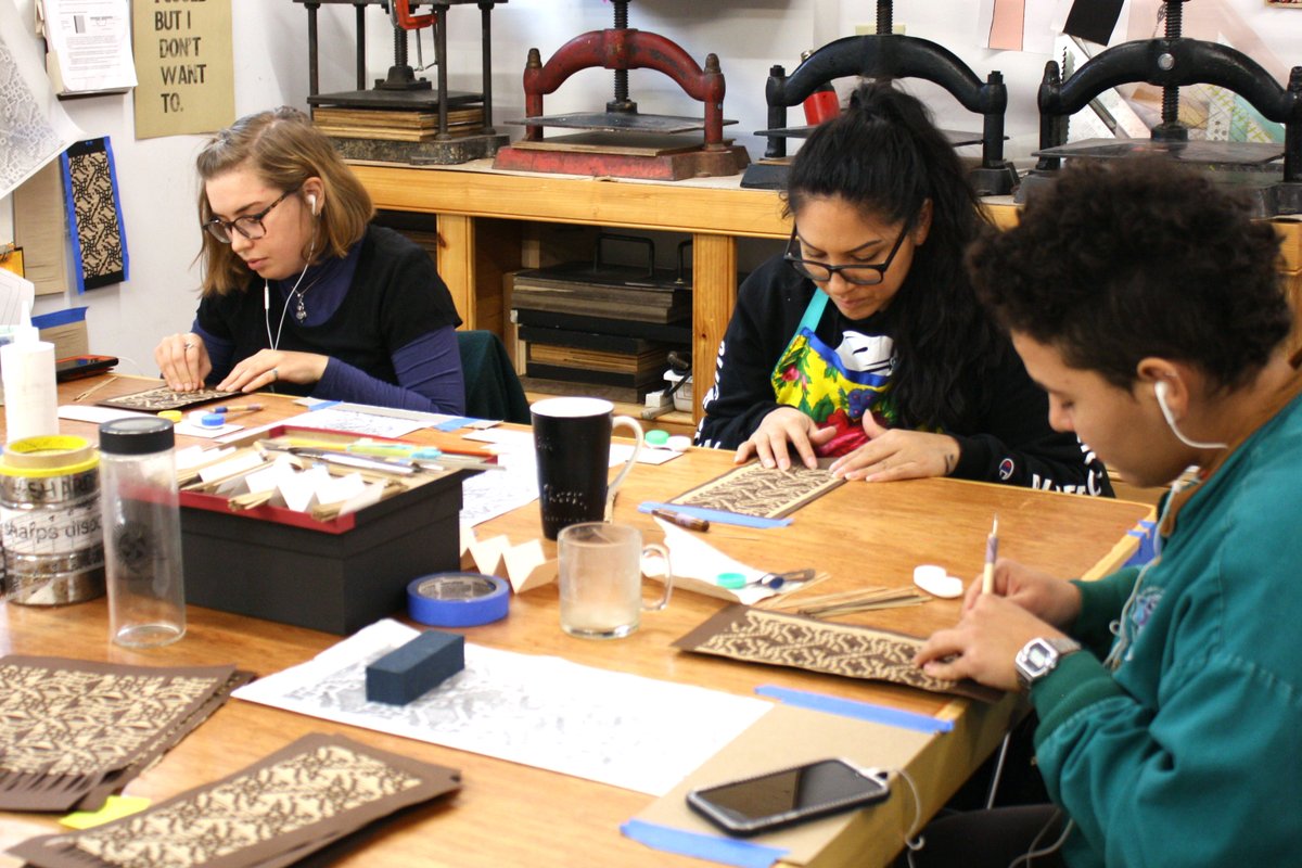 TWO WEEKS left to apply for our Artist’s Book Residency Grant, Studio Residency Grant, Internships, and more! The deadline to submit applications is 11/15 at midnight! 
Apply here: bit.ly/opportunitiesw…