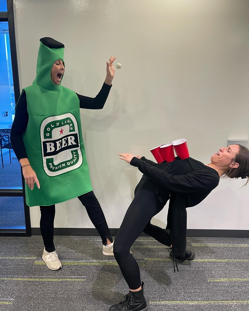 onebridgetech's tweet photo. Here at Onebridge, #Halloween is one of our favorite holidays to celebrate together as an organization!

We love seeing how creative our employee owners get when putting together their costumes, check out a few of them below!

We hope everyone had a fun and safe Halloween! 👻🎃 https://t.co/1xUIrVhBsk