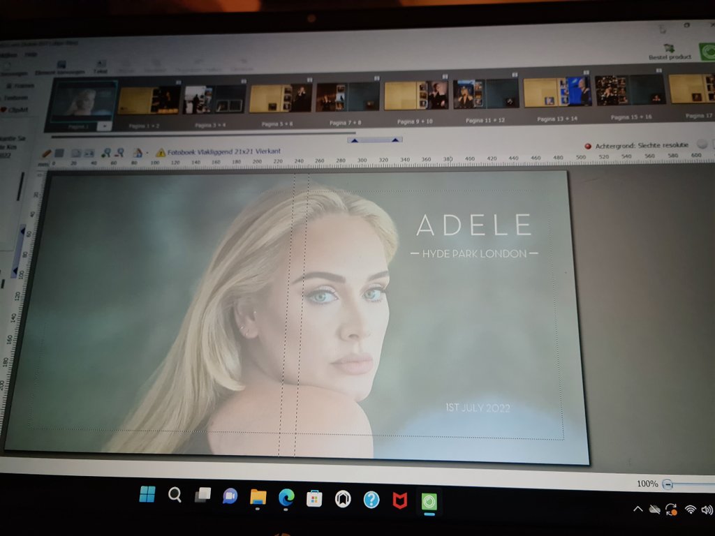 daydreamerdutch's tweet photo. It's been four months since finally seeing Adele live on stage!🤍 

Time to work on the photo album again.

@Adele #AdeleBST https://t.co/zzhO3m0toZ