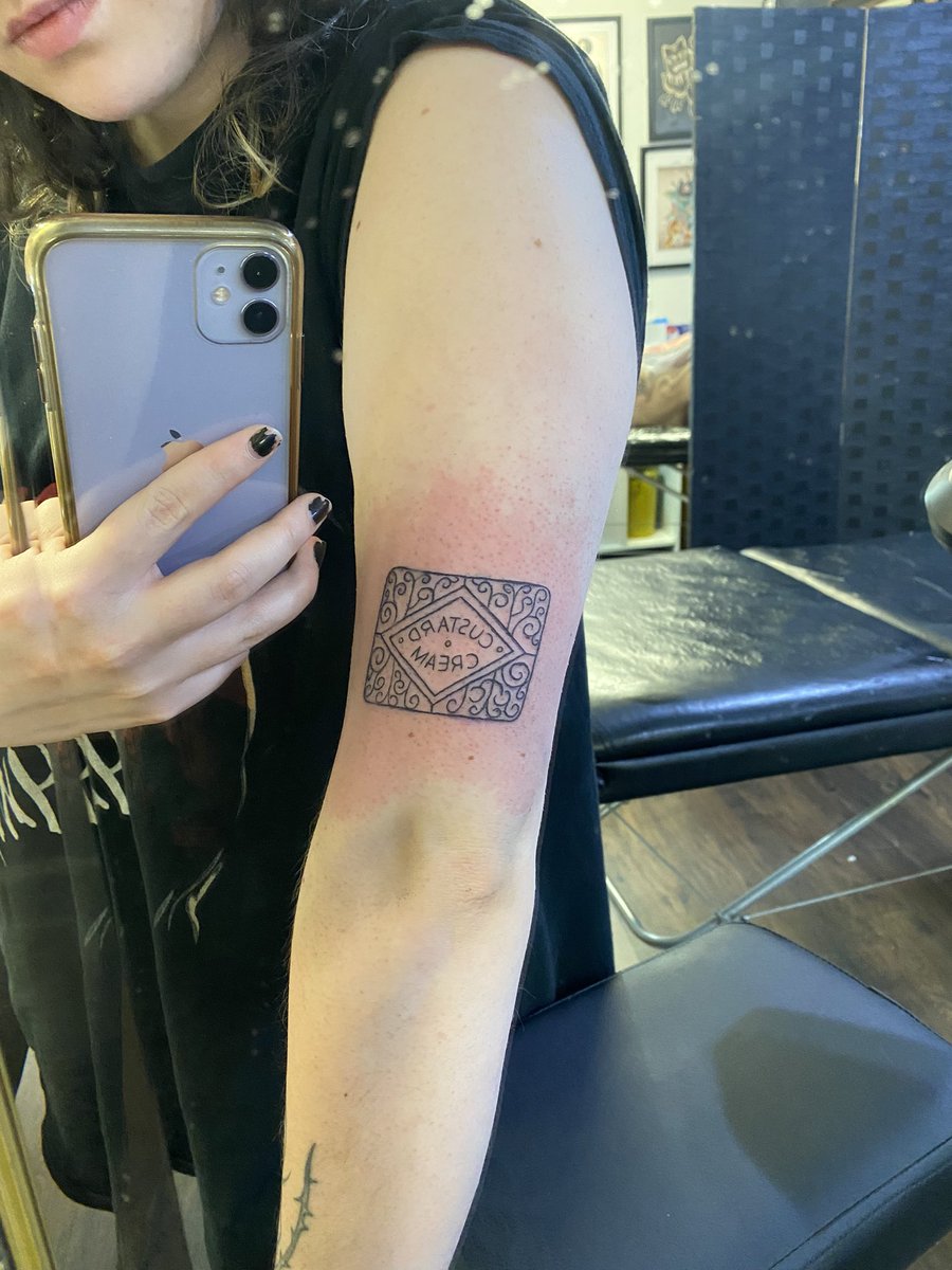 anyways in honour of the thirteenth doctor i got a custard cream tat rip  legend 😮\u200d💨😮\u200d💨🫶, image size:900x1200