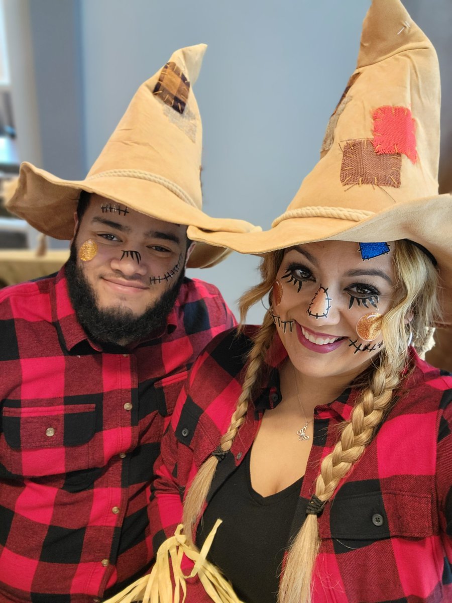 BankAtPeoples's tweet photo. Our bankers had a blast celebrating Halloween in the banking centers and in the communities.
Hope you too enjoyed the holiday.
#BankAtPeoples #RealSimpleBanking #PeoplesBank #Halloween #halloween2022 https://t.co/R1hPFhZl5q