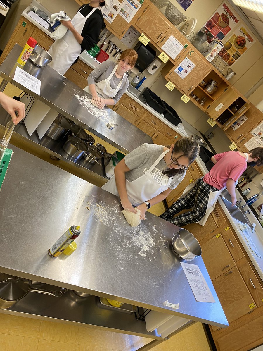 aberryfinn's tweet image. Kneading our yeast doughs. What could we be making?? #LHSCulinary