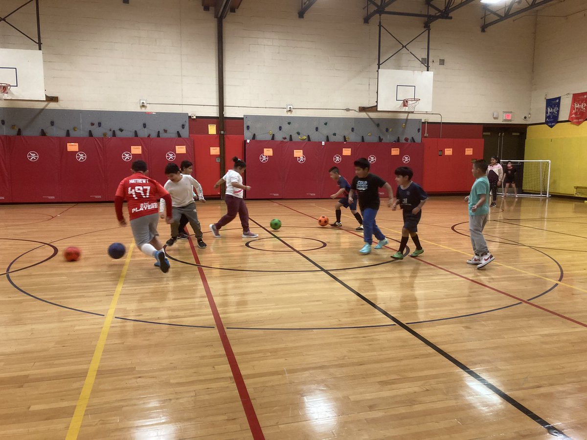 Oakside Phys. Ed. tweet media