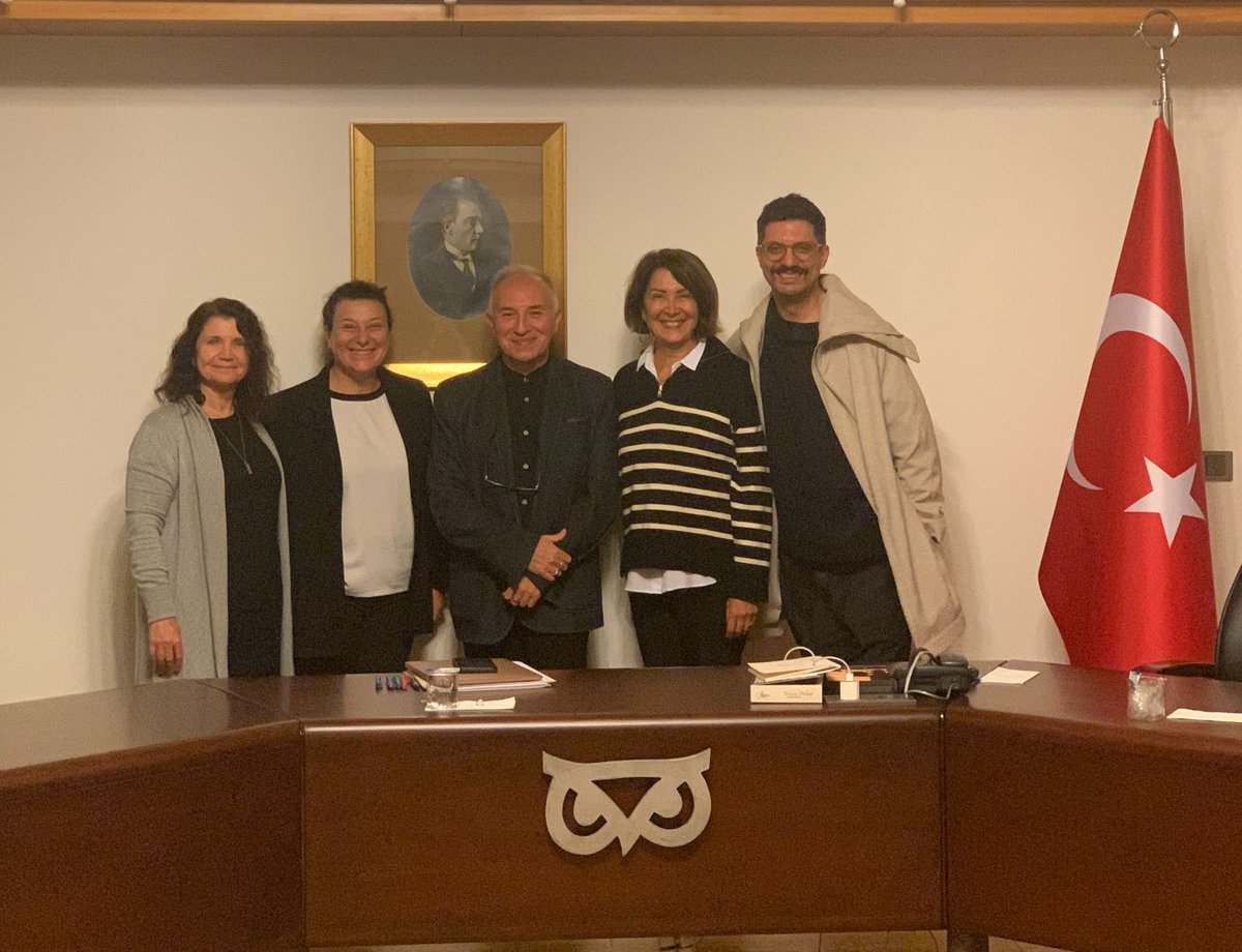 msgsuniversite's tweet photo. 2022 Cevdet Kudret Edebiyat Ödülü sahiplerini buldu. Üniversitemizin, Cevdet Kudret ailesi ve TÜYAP'ın iş birliğinde yürüttüğü ödülü kazanan isimler ve gerekçeleri için:
👉🔗https://t.co/emXoVPOX4c

#MSGSÜ
#CevdetKudretEdebiyatÖdülleri https://t.co/J5siKIn6vN