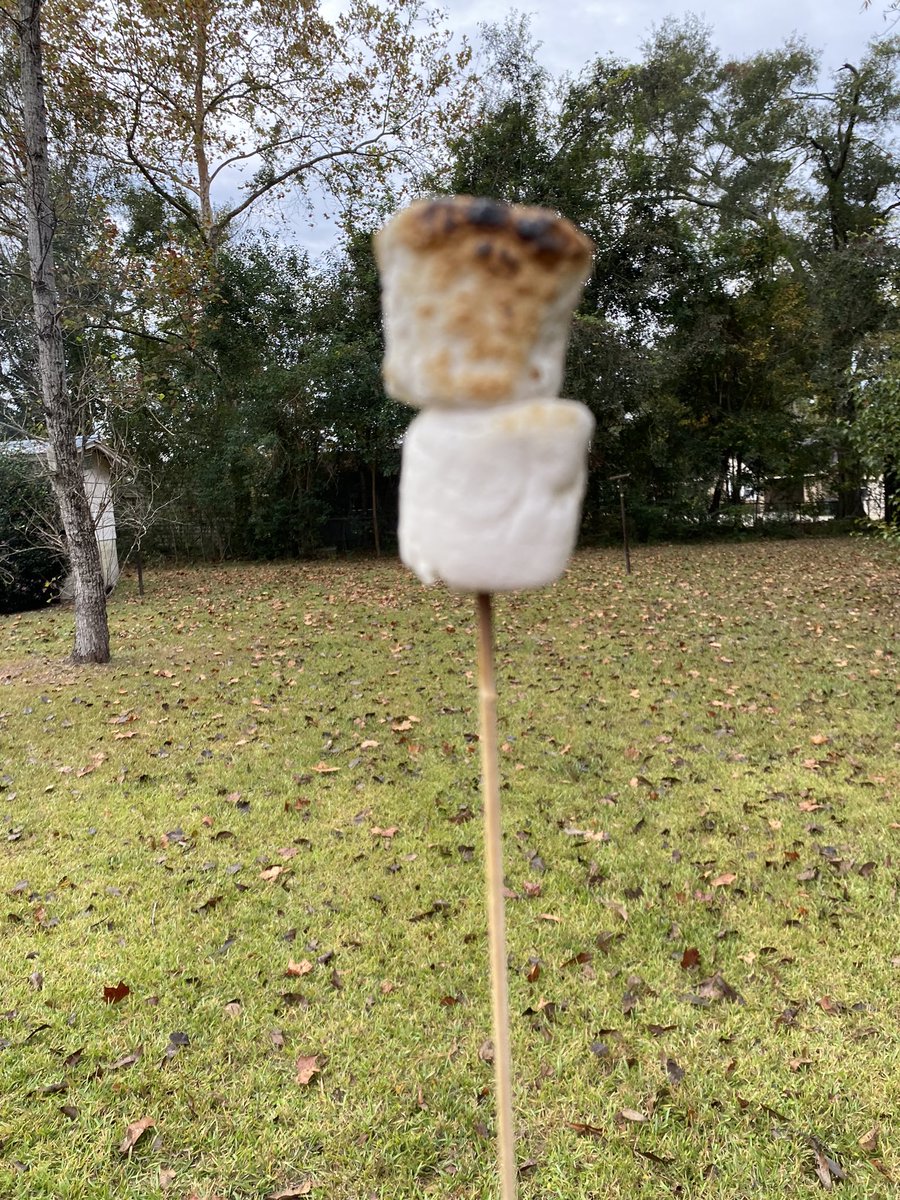 coffeegirl_77's tweet photo. Beautiful coolish morning. Enjoying a #pitfire and roasting marshmallows 😊 And #Coffee outside always seems sweeter 🍂🍁☕️ #BibleStudy #AutumnVibes #autumn #TuesdayMotivaton https://t.co/E8Zbe1Ye19