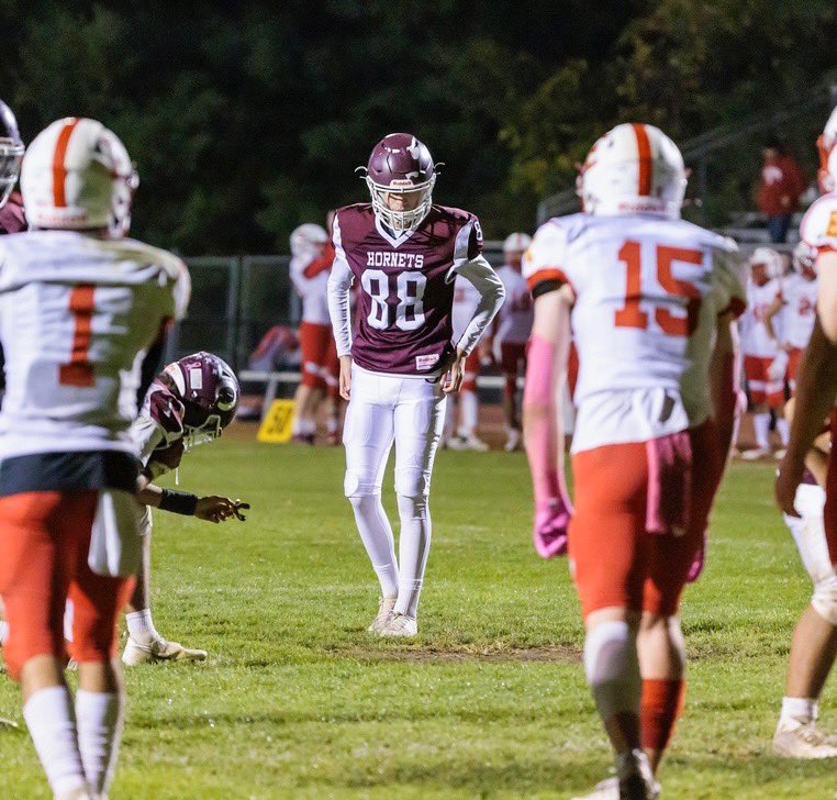 w6llsmith's tweet photo. 2022 JUNIOR SEASON STATS:

4/6 FG’s Long of 40 19/19 XP’s

19/30Touchbacks (69 Long)  

Junior  Highlights Dropping soon               @PRZPAvic @PaPrepLive @coachpetite @BloomUFootball @EddieMish22 @CoachMeansOXFB @KUBearsFootball @STScamps @FordsFootball @ChrisGriggs9 https://t.co/8kvdNo6Pr7