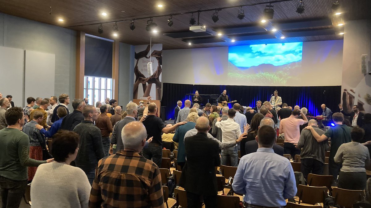 Loved attending a day for Dutch protestant leaders, where <a href="/DevenishDavid/">David Devenish</a> spoke about the 5-fold ministries from Eph 4. After 21 years with <a href="/Newfrontiers/">Newfrontiers</a> I have seen this beautifully outworked way beyond a “nice theory”. I love being part of an apostolic family. <a href="/RMchurches/">Relational Mission</a>