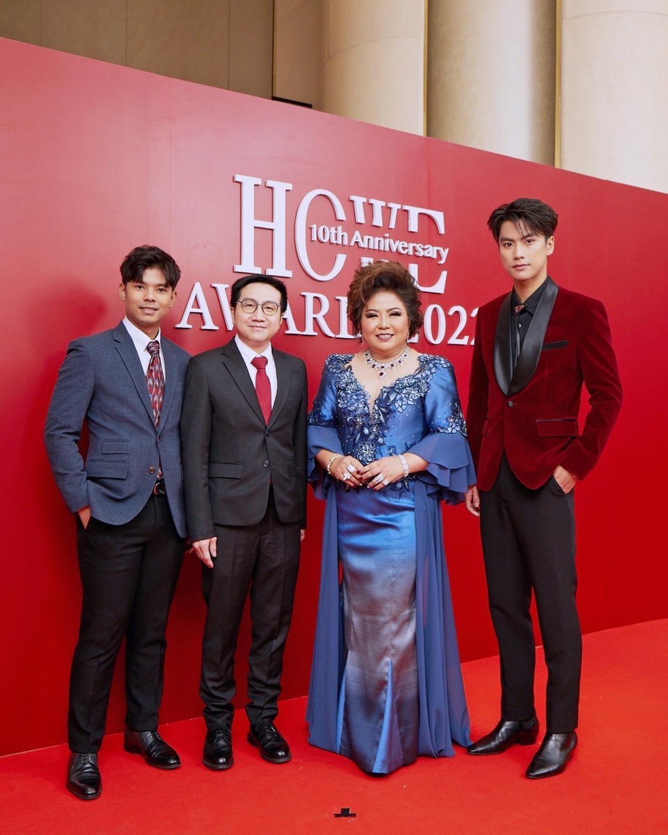 plz_more_giman's tweet image. 훤칠허다
OHMPAWAT HOWEAWARDS
#HOWEAWARDS2022