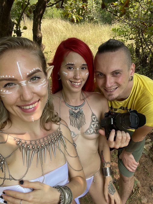 My first collaboration with a girl 👩🏼&zwj;❤️&zwj;💋&zwj;👩🏻  Everything went wonderfully, only positive emotions and<a href="/tag/backstage"class="tags"><span>#backstage</span></a>