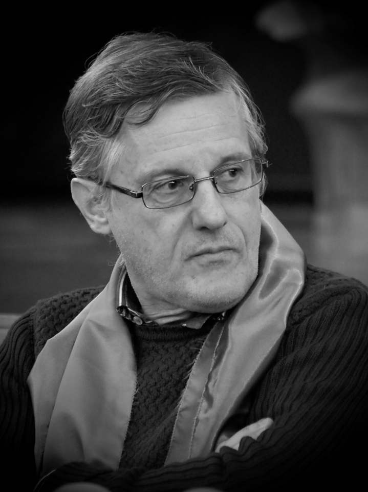 mattogborn's tweet photo. Talked with Valerio Varesi, one of my favourite authors, about his career and new Commissario Soneri novel "The Unseen" published through @PatricianCom. We discussed detectives and the mysterious Po River #crimefiction #Italia https://t.co/DxBiYPyBgo https://t.co/XXrGR7TlBN