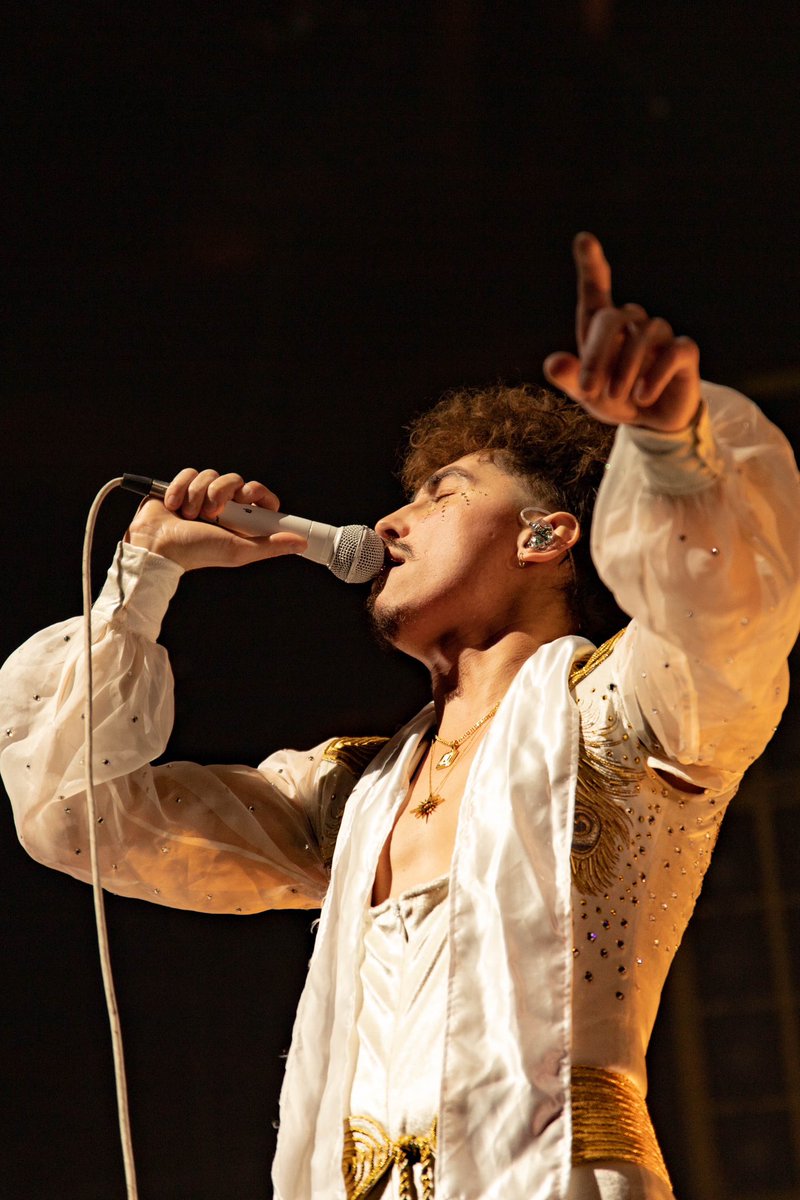 ryleejmarshall's tweet photo. I had the pleasure of photographing Greta Van Fleet on 10/28 I hope you enjoy:) 
(if reposted give credit) https://t.co/JpX4mJKanU