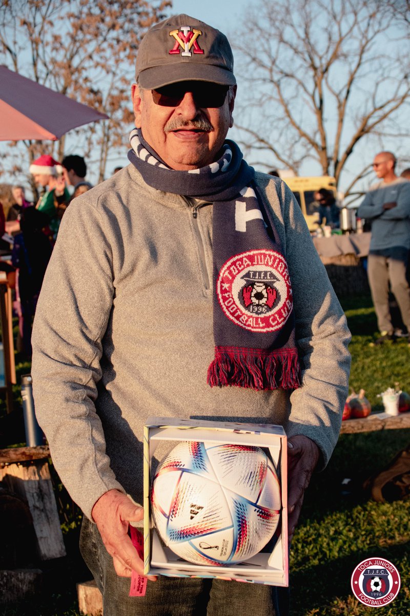tocajuniorsfc's tweet photo. ⚽️🍂 TOCA COMMUNITY FALL FEST
🎟️ Raffles
#raffles #prizes
🔵🔴 #WeAreToca #TOCA #tocajuniors #PLAYsimple #Futbol #Football #soccer #YouthSoccer #soccercomplex #UrbanaMD #IjamsvilleMD #TOCAcomplex #TOCApredio #soccerlife #soccerfield #familyfest #soccerfest #TocaFest https://t.co/w6ZYBQGBEc