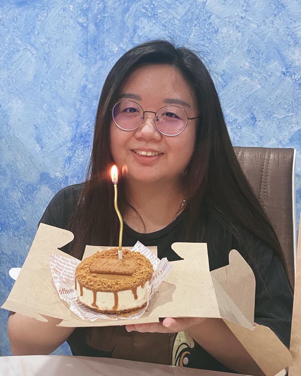 joannekte01's tweet photo. 且以喜乐，且以永日。🎂㊗️

#1101   #hb https://t.co/gN3fL6YAEK
