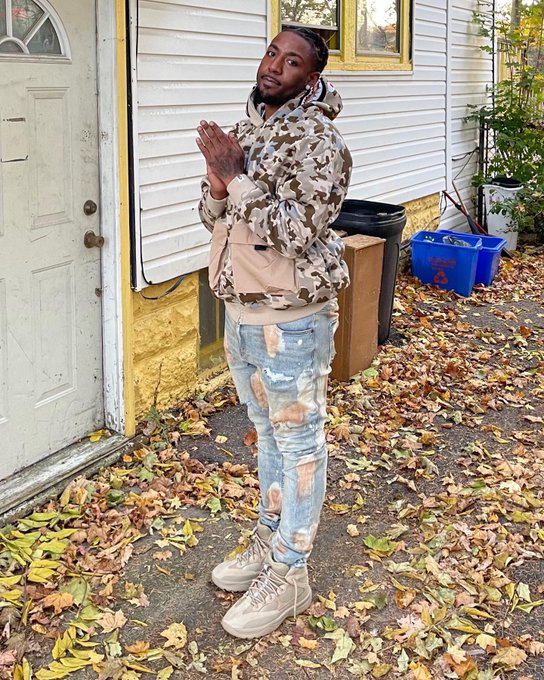 Niggas in my Dm&rsquo;s wantin Sauce Ion write Back, If I get fucc&rsquo;d up just know ima get right back 🌊 https://t<a href="/tag/happyslattday"class="tags"><span>#happyslattday</span></a>