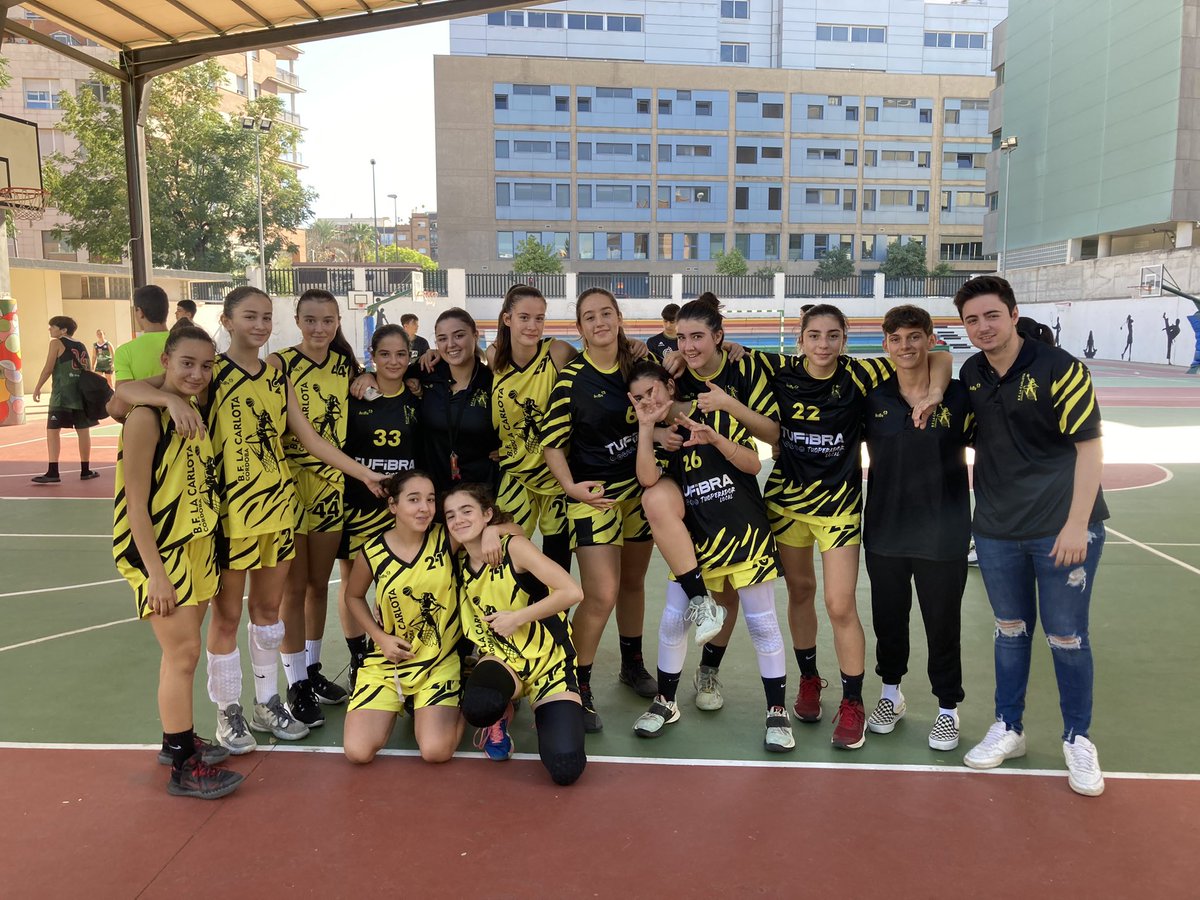BF LA CARLOTA tweet media