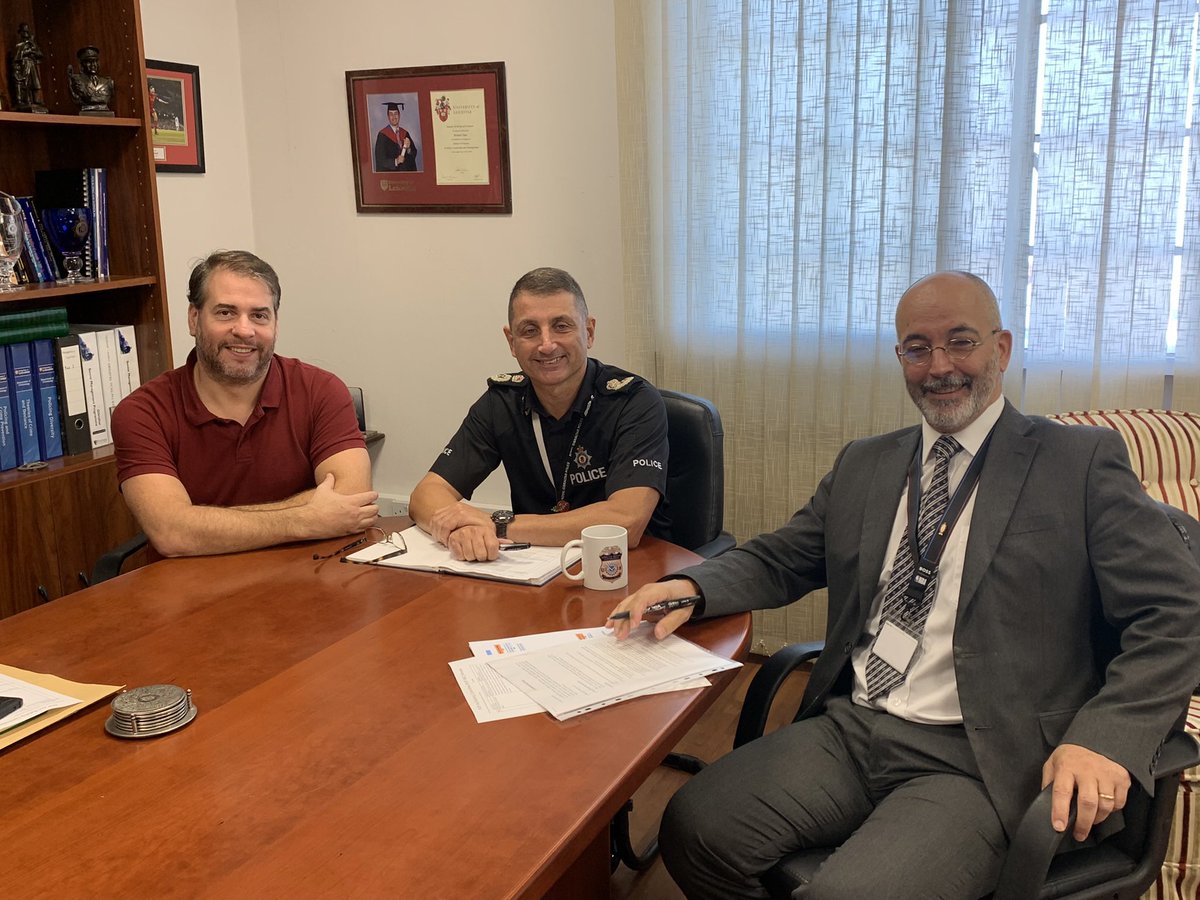 CoPRUllger's tweet photo. Today I met with representatives of our @RGPolice anti bullying advisory committee, which included @GibraltarPolice and #DAWN to discuss further enhancing our approach to creating awareness and dealing with #bullying. #TogetherStronger https://t.co/lCv30hq4qO