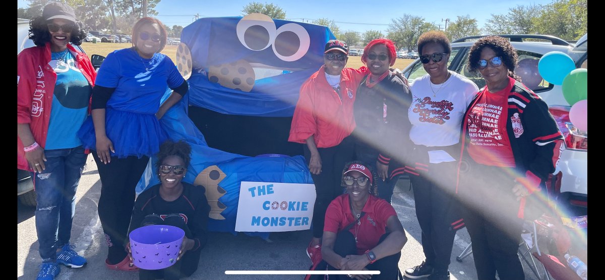 The El Paso Alumnae Chapter of Delta Sigma Theta Sorority, Inc., supported the El Paso Autism Society's Trunk or Treat🍪🍬🍫🧩 Our Cookie Monster Car won 7th place!  #ΔΣΘ #DST913 #ElPasoAlumnae #BlazingSouthwest #SWR #trunkortreat #autistickidsrock #autismsocietyofelpaso