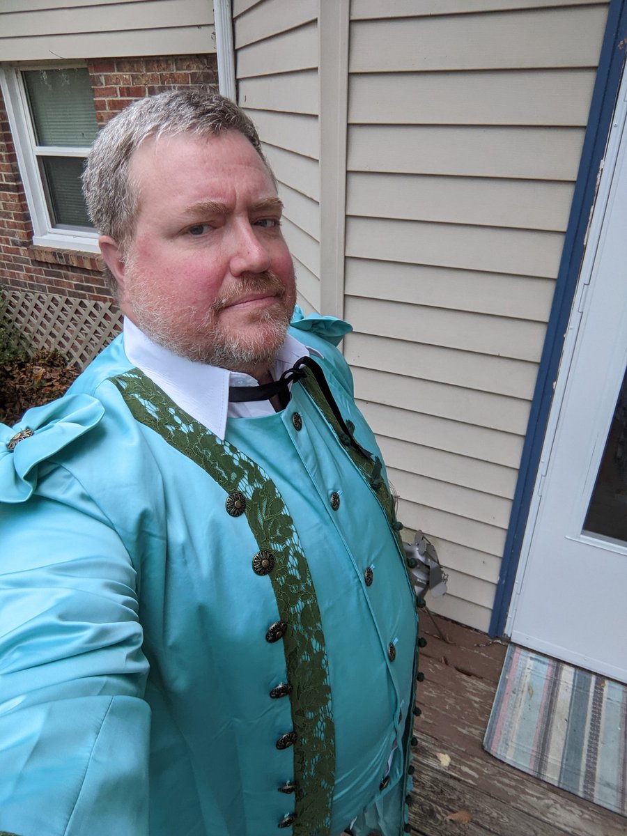 foralgernon's tweet image. I made neighborhood debut as the Gentleman Pirate for Hallowee! Instead of scaring with gore, I scared with...kindness @rhysiedarby @david_jenkins__ @OurFlagHBOMax