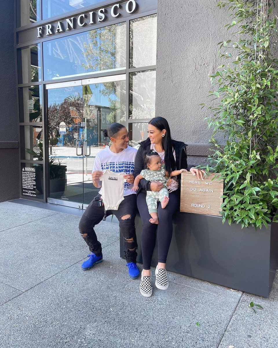 cryobank's tweet photo. Congratulations to California Cryobank mamas @itsmejustinemarie_ and @b.easssy on your journey to becoming mamas x2! So much joy is to come! https://t.co/FK8cguQJSG