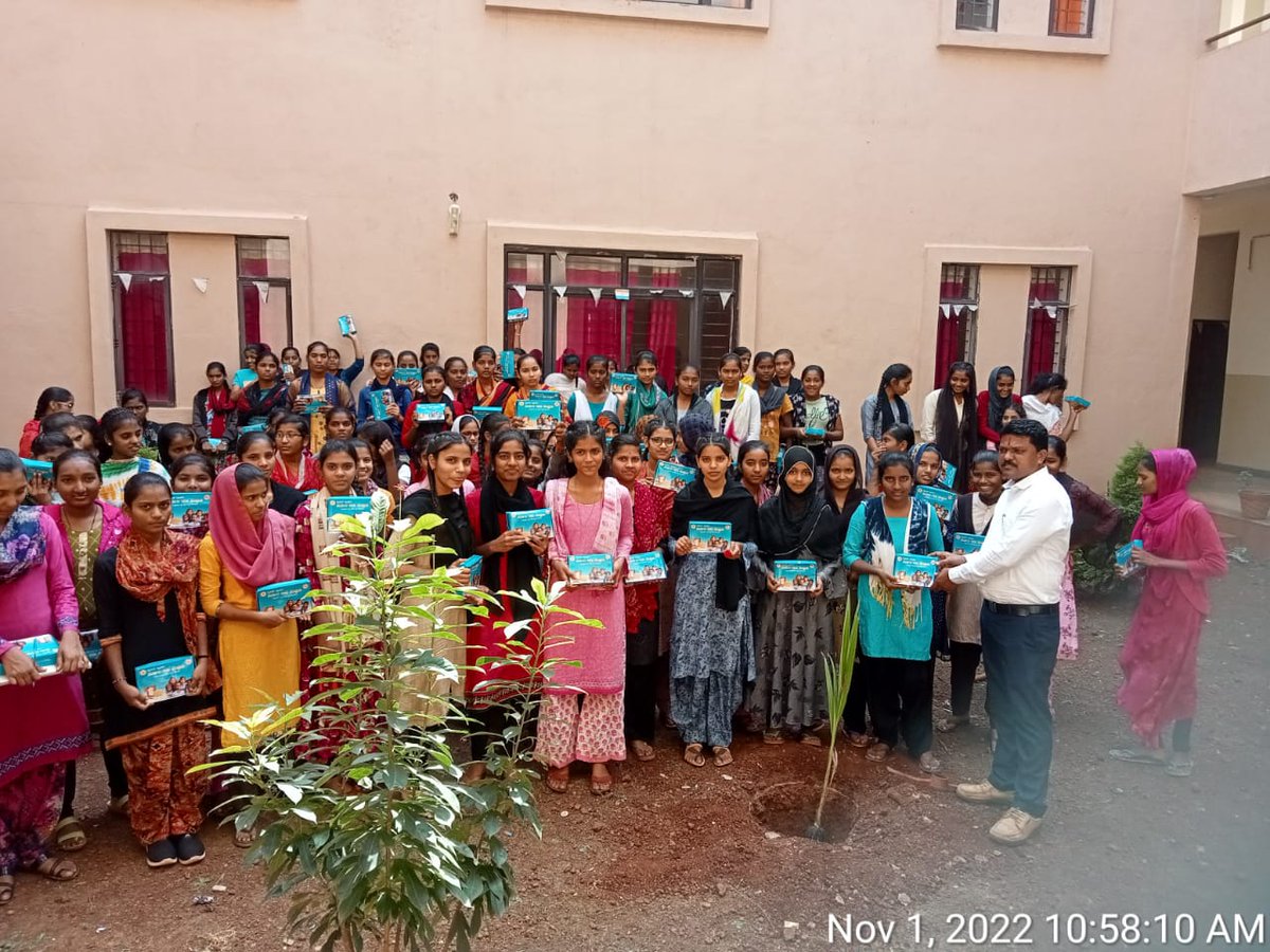 Soap kit distribution #MmdrpucollegeKaplapur <a href="/DOMGOK/">Department of Minority Welfare, Govt of Karnataka</a> <a href="/BidarMinority/">Bidar Minority Welfare Department</a> <a href="/APJ_BIDAR38/">APJ ABDUL KALAM BIDAR</a>