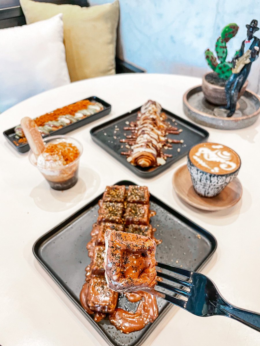 عبدالرحمن | الرياض ☕️♥️ tweet media