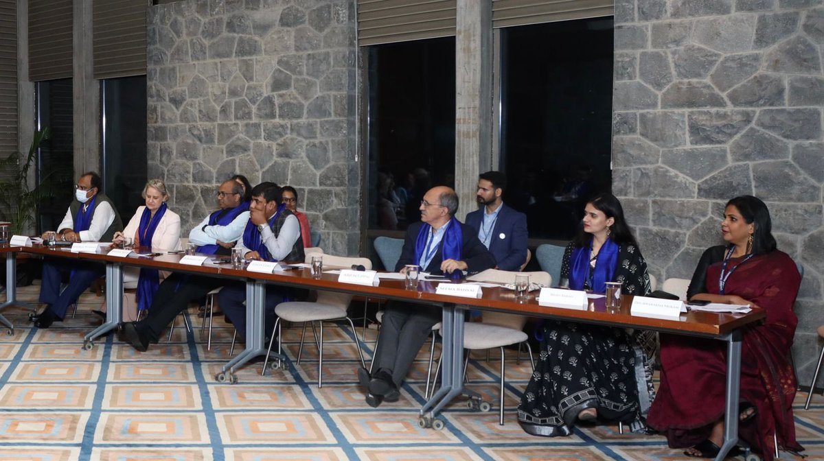 YuWaahIndia's tweet photo. First stop: It’s a full house here at the UN House, where we are all gathered to celebrate YuWaah’s third anniversary by convening the very first meeting of the Leaders Council who will help chart the way forward for YuWaah’s vision!  

#DilSeYuWaah💙 https://t.co/NZaye4UdDA