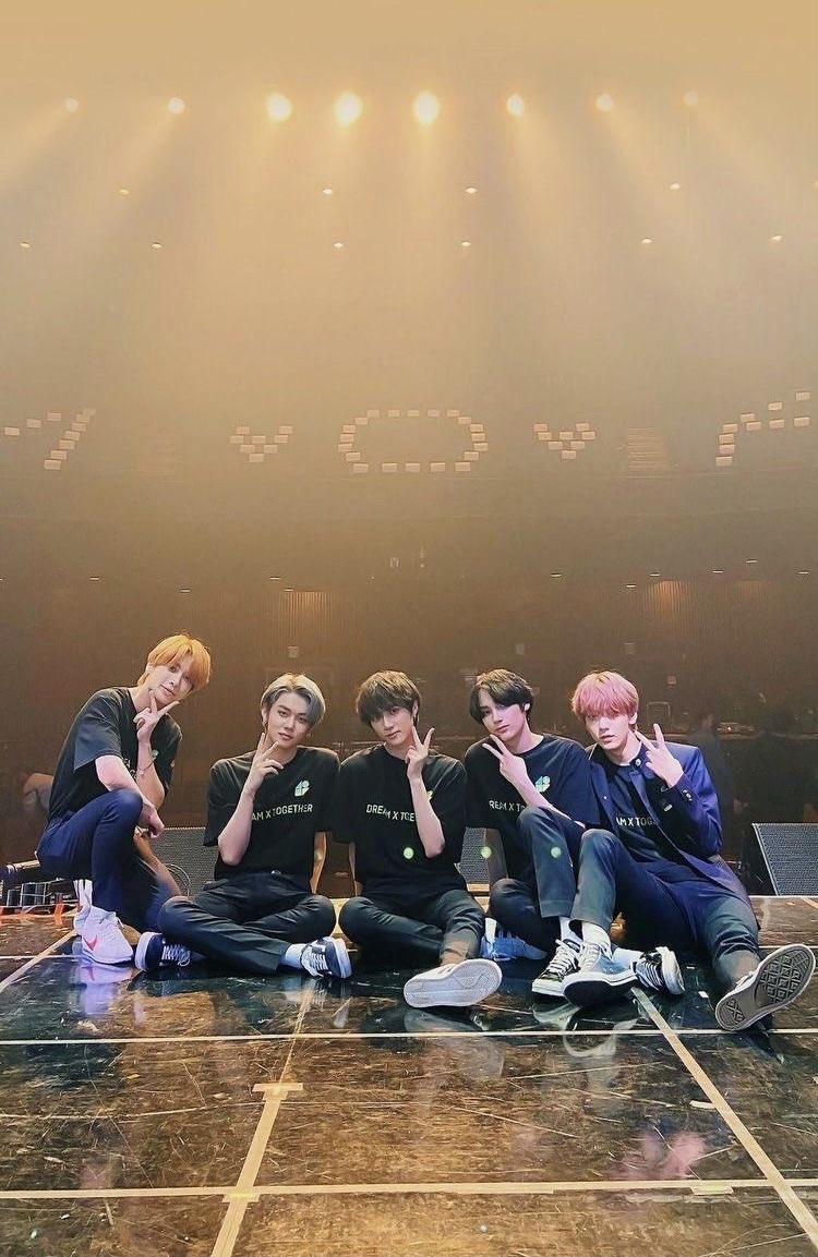 TXTUNOFFlClAL's tweet photo. rt #MAMAVOTE #txt https://t.co/haRlWKAs9M