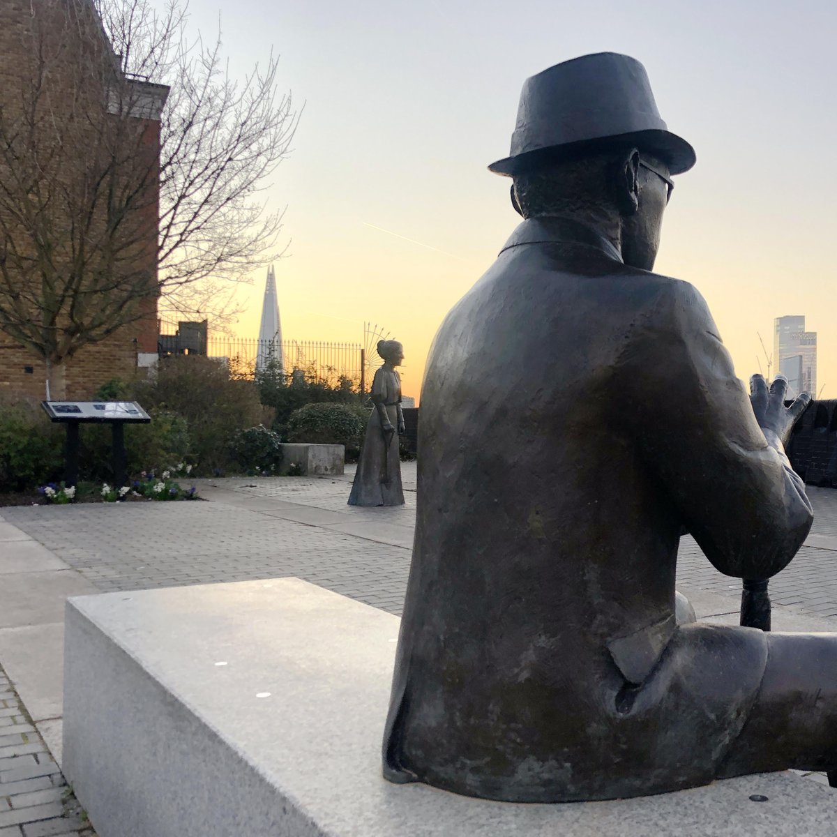 FREE: Salter History Walk with actors! Saturday, 26 November, 12 noon. Meet at the statues (SE16, by the Angel). Journey through #Bermondsey history with the <a href="/Peoples_Company/">People's Company</a> actors bringing to life the amazing story of Ada and Alfred.  freetouradasalter.eventbrite.co.uk