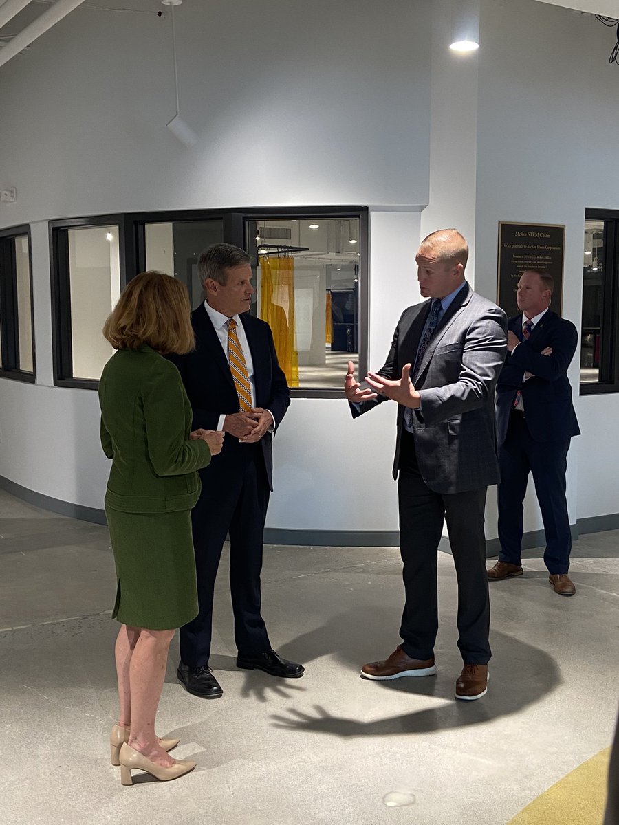 clevelandbanner's tweet photo. @GovBillLee is touring the @PIE_Center_BCS, alongside Dr. Linda Cash and Kyle Page, during today’s grand opening celebrations. https://t.co/UWGHUy9HDF