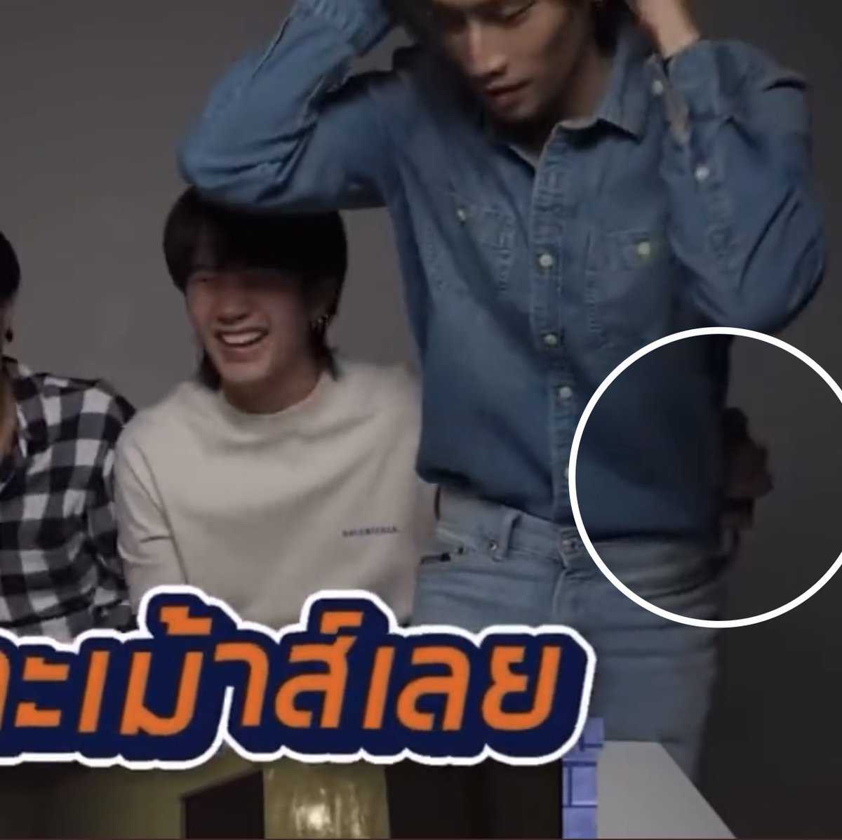 nickzrulez's tweet photo. So in 1 content we get #BibleBuild &amp; #UsBuild ? Ok good 😌

 #Halloweenอนุบาลมาเฟีย https://t.co/13QZuKH64u