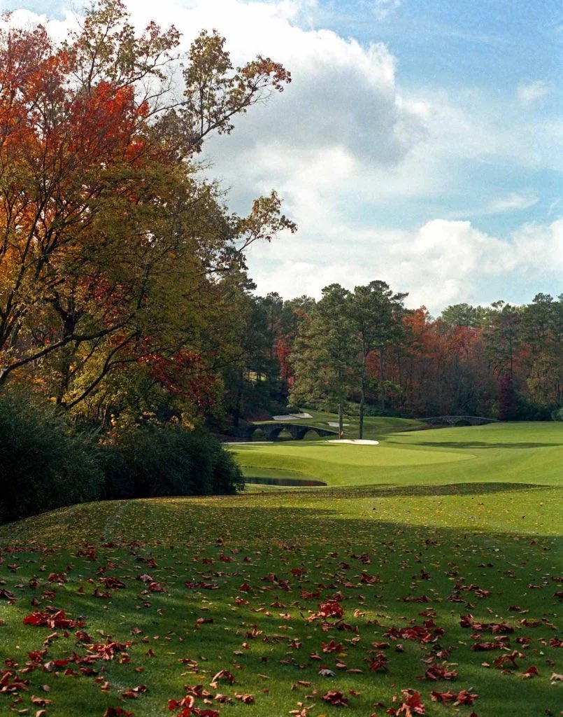 PGATUOR's tweet photo. Fall golf at Augusta National 😍 https://t.co/dF3T2eUWi2