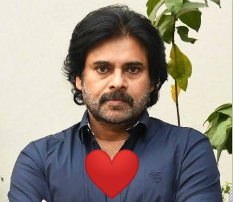 IamAmeer_1's tweet photo. Who Has Huge Fan Base In Tollywood?

         🔄#JrNTR          ❤️#PawanKalyan

#NTR30                   #HariHaraVeeraMallu https://t.co/LhKsQIrcmY