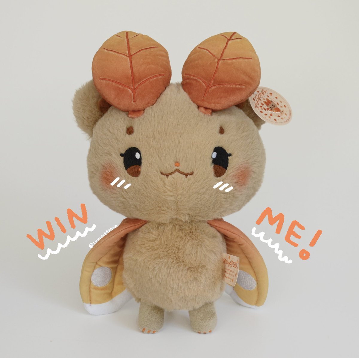 🍁Give/away Time!🍁
To celebrate our newest plush launch, I am giv/ing away an Autumn Leaf plush!

To en/ter:
🍁Follow 
🍁Retweet (no QRT)
🍁Comment below with a 🍂and what you would name them if you won!
🍁For a second entry, head to our instagram!

Open worldwide, ends 11.7.22