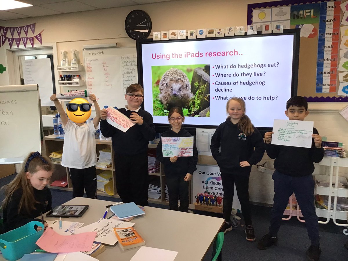 Y5RDPS's tweet photo. Look at our awesome @Y4RDPS collaborating! @globalactplan are helping us to #transformourworld 🦔 We’ve used all of our #7superpowers this afternoon, especially responsibility and collaboration 🙌🏾🌈 https://t.co/w11z7SqvZu