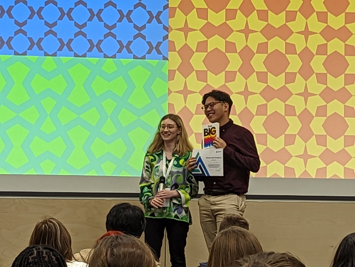 TCDLaidlaw's tweet photo. And a special note on our 2021 Scholar @joeceofficial who took 2nd place in the Leadership-in-Action 3 Minute Thesis Competition. Maith thú! https://t.co/uJGi5povvC